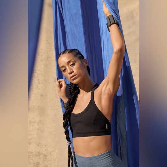 🆕 Free People FP Movement Run Racer Sports Bra Black Sz L - Picture 5 of 14